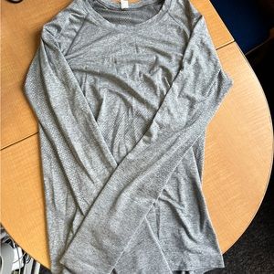 Lululemon swiftly tech grey long sleeve